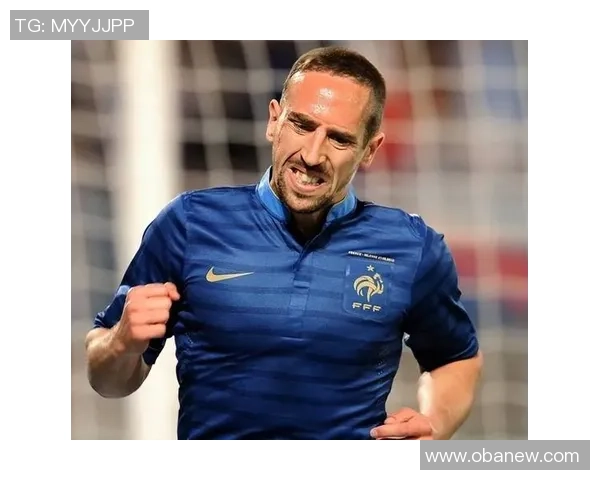 球星加持!揭秘俱乐部足球服设计背后的故事与创意灵感 球星加持!揭秘俱乐部足球服设计背后的故事与创意灵感